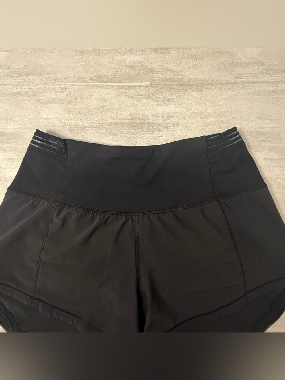 Lululemon Run Speed Short Black Running Athletic Shorts Size 4 - Picture 3 of 9